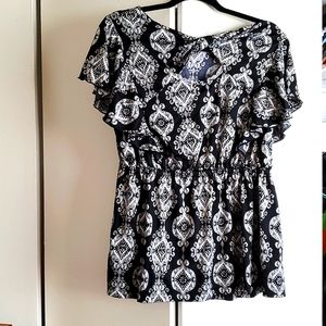 Xl women top nwot